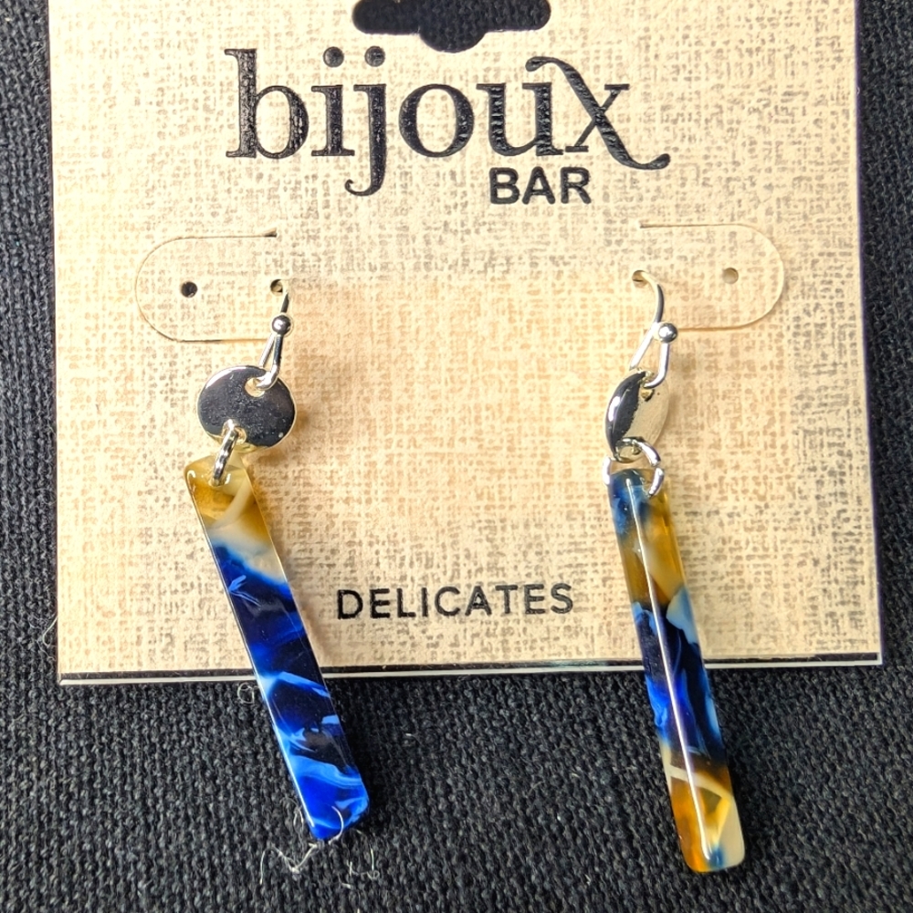 Bijoux Bar delicate lapis earrings